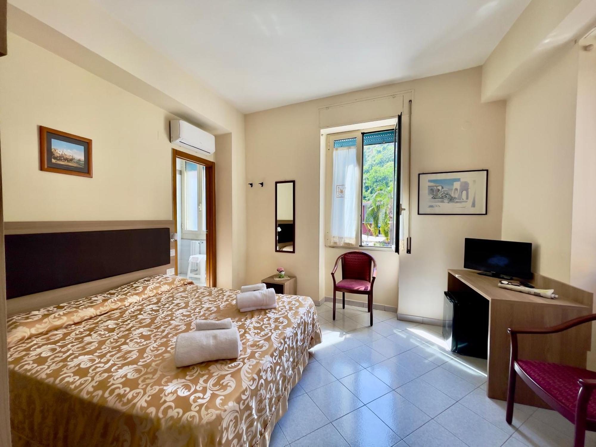 Desio 3* Castellammare di Stabia